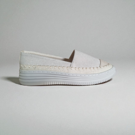 WHITE LOAFER