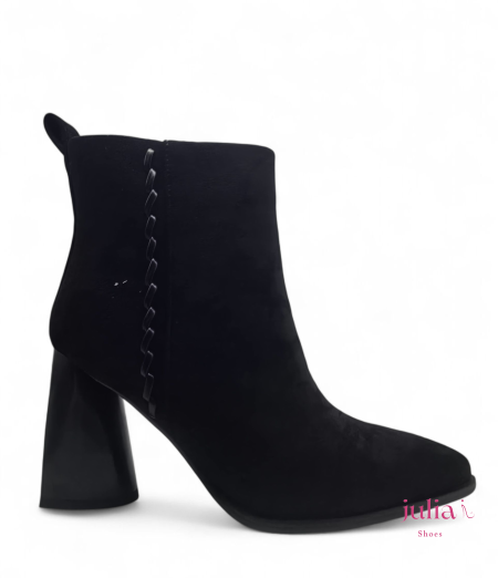 SUEDE ANKLE BOOT WITH BRAIDED STITCHING