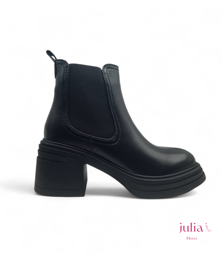 CHIC BLOCK-HEEL CHELSEA BOOT